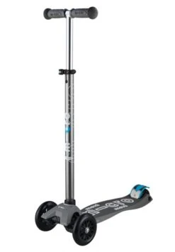 Micro Maxi Deluxe Scooter -Toyology Toys f5b729e997adacac967544c5a8e3531c 0766cf4c 7912 448d a699 4fd6e32f21aa