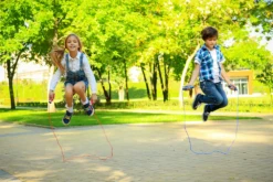 Kids Jump Rope - Green -Toyology Toys image 1b8a4983 26c7 4134 a485 1dfbf08043fd